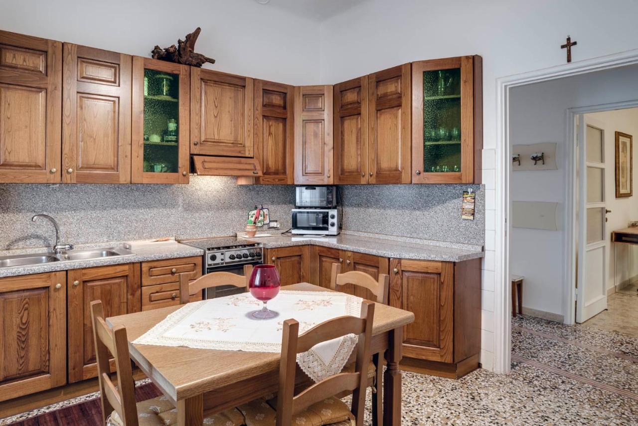 Sentirsi A Casa, Lontano Da Casa-Feel At Home Away From Home Caronno Pertusella Екстер'єр фото