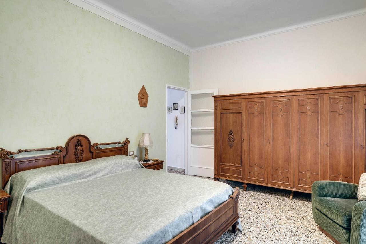 Sentirsi A Casa, Lontano Da Casa-Feel At Home Away From Home Caronno Pertusella Екстер'єр фото